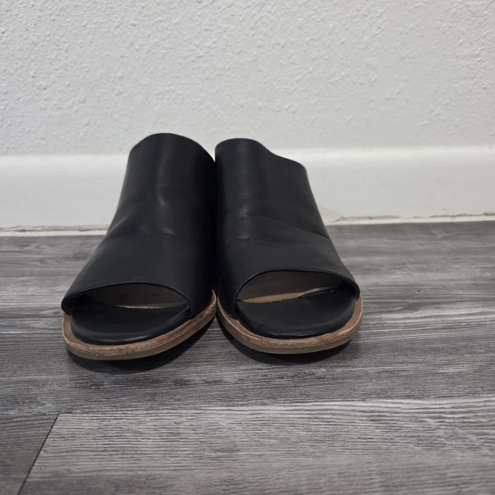 Sofft Women's Aneesa Leather Peep Toe Slip On sz 9.5 - Picture 1 of 8